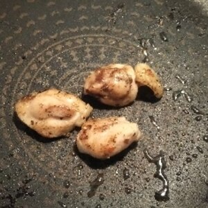 塩麹で柔らかジューシー　鶏胸肉の照り焼き